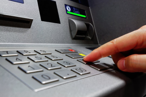 4 Things To Look Out For Before Using an ATM