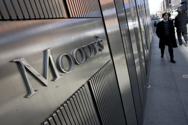 Moody's Downgrades 8 Nigerian Banks