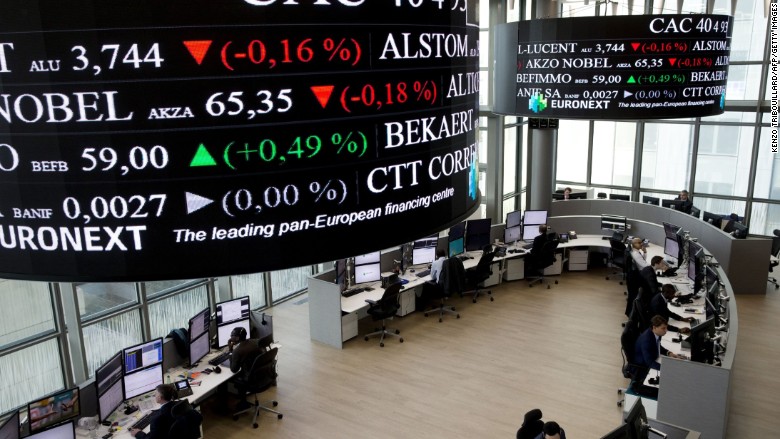 French, German Stocks Fall as UK Equities Close Flat