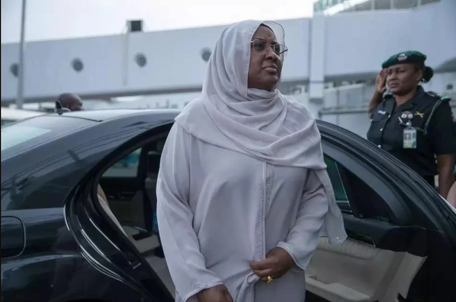 Aisha Buhari Flies to London Again to See Ailing Hubby