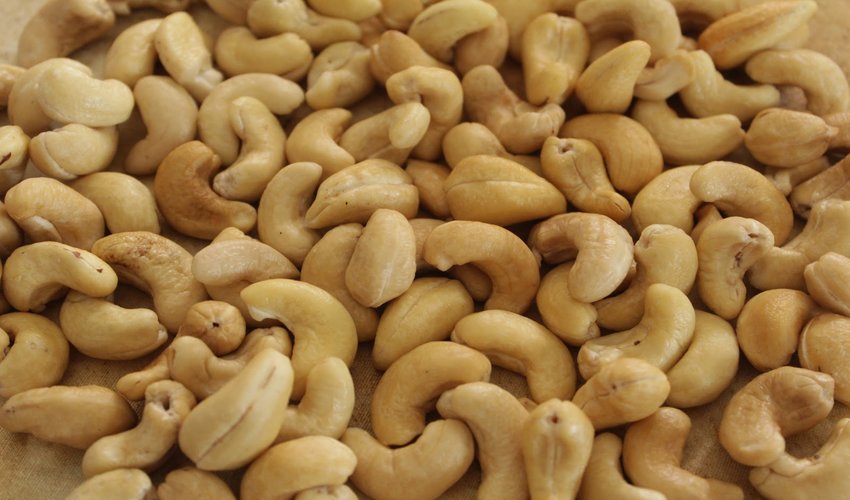 Nigeria to Sell $7b Cashew Nuts to Walmart