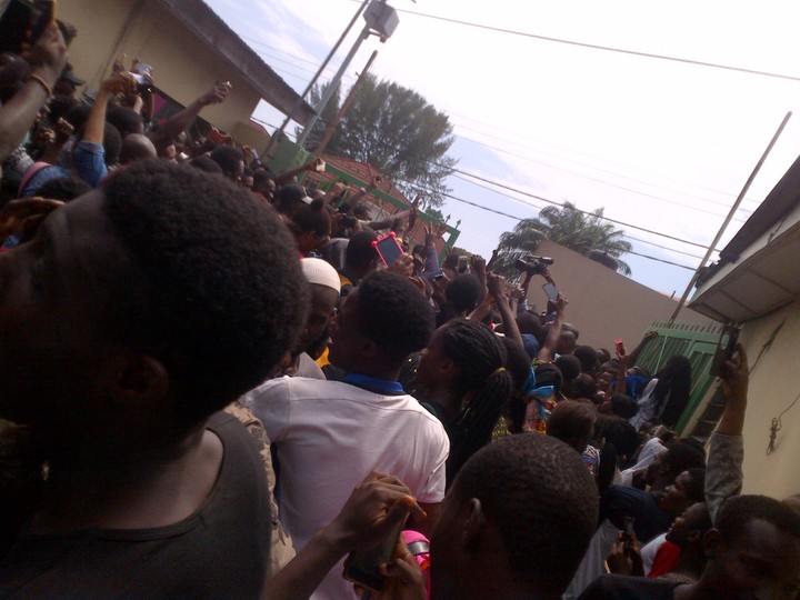 Students Go Wild at Lagos JAMB Office