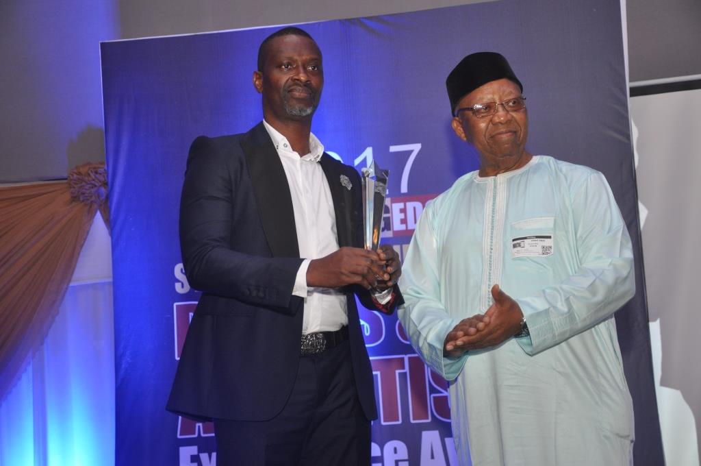 TPT’s Adetokunbo Modupe Walks Tall at Marketing Edge Awards
