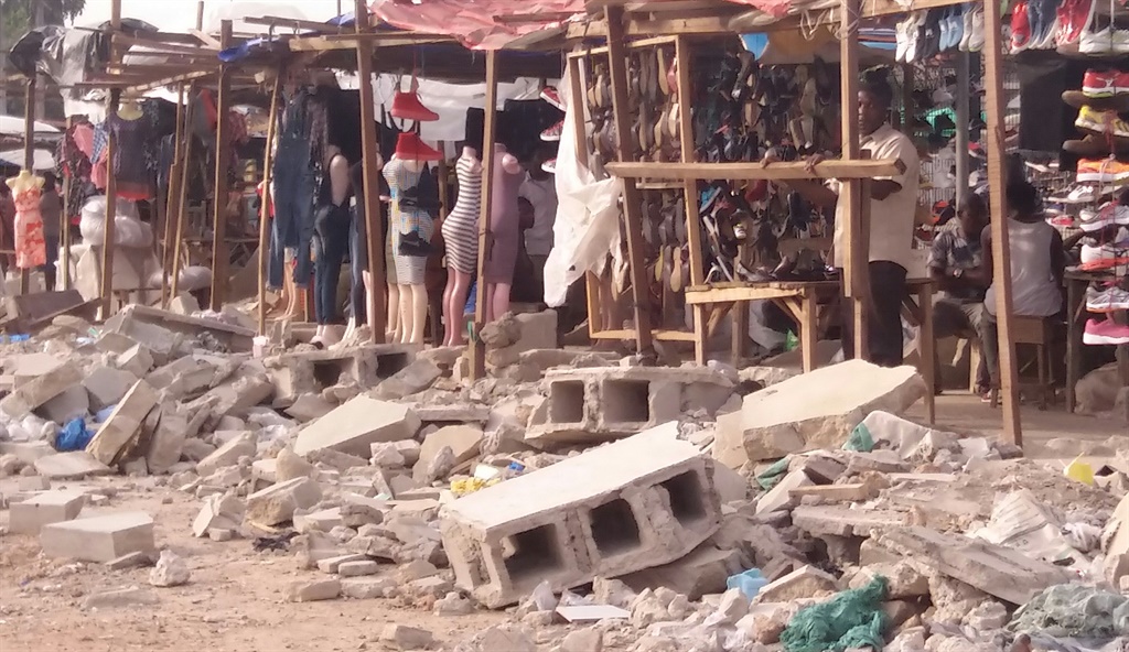 Ambode Shuts Down Plank Market in Oko-Baba