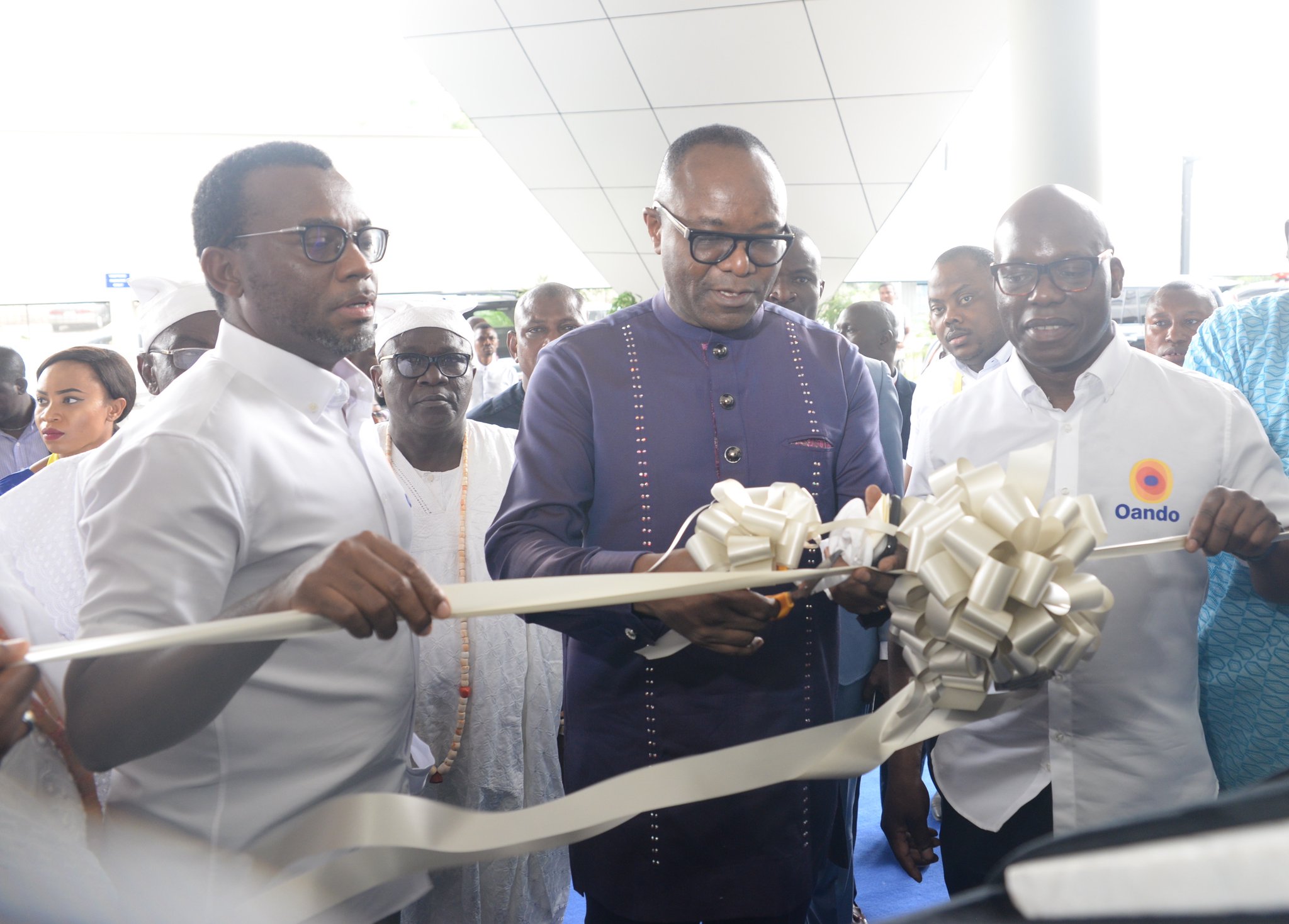 Kachikwu Commissions New Oando Wings Office Complex in Lagos