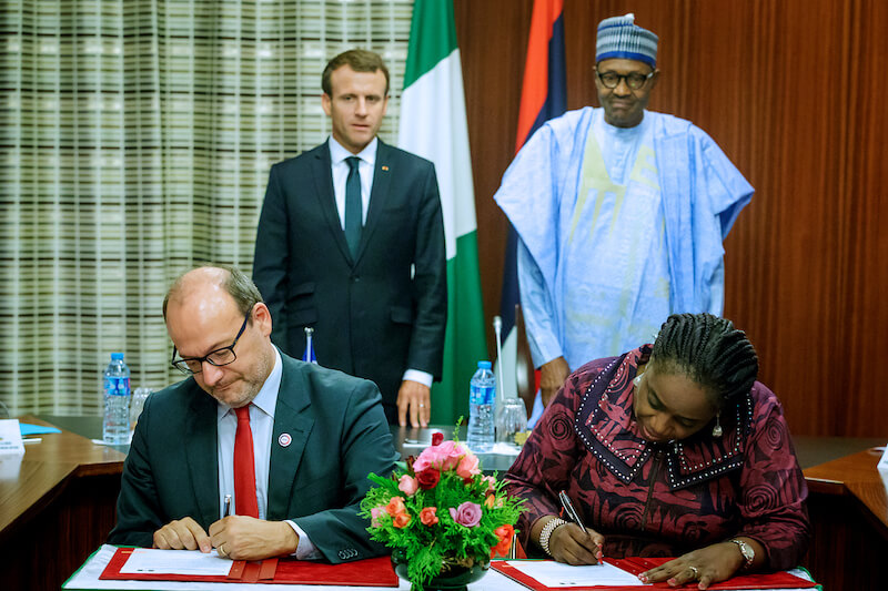 nigeria gets $475m loan from france