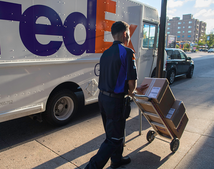 FedEx Acquires Manton to Expand Freight Forwarding Services