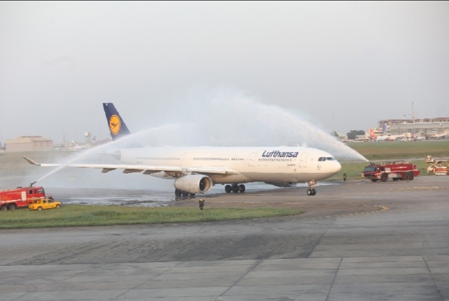 Lufthansa Resumes flights
