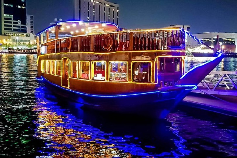 Dubai dhow cruise creek