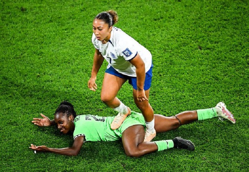 england beat Nigeria lauren james red card