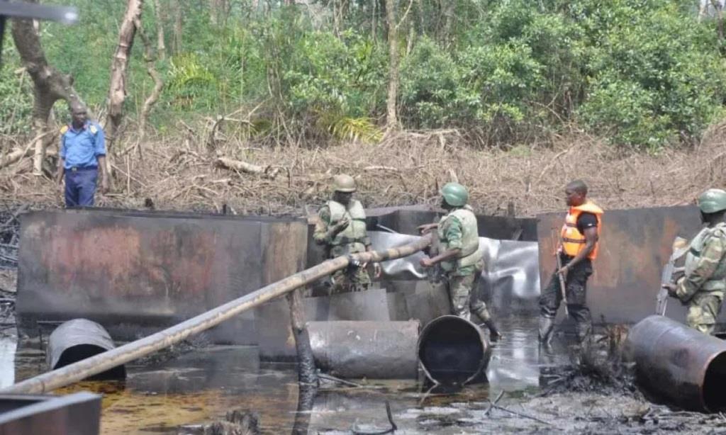 16 illegal refineries