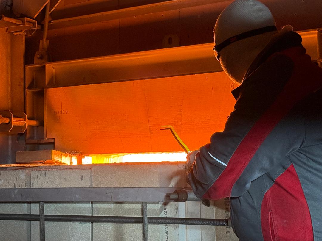 Beta Glass DF1 Furnace