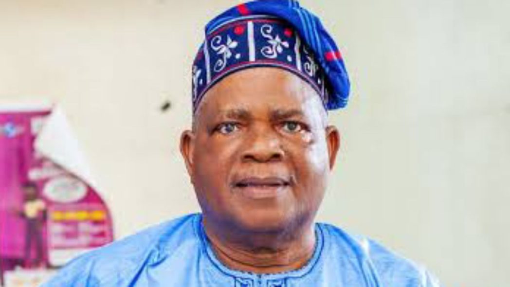 kola oyewo