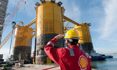 Vaaris Shell 10% stake $800m